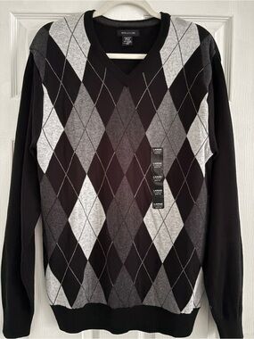Structure Men’s Black & Gray Argyle V-Neck Sweater